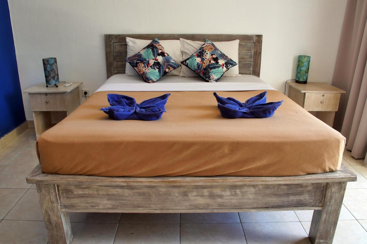Oyo 3186 Thomas Garden Place Uluwatu Kültér fotó