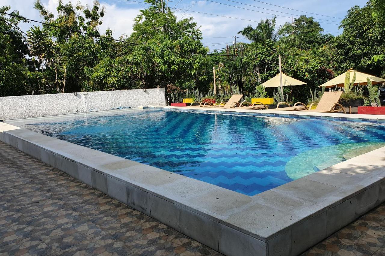 Oyo 3186 Thomas Garden Place Uluwatu Kültér fotó